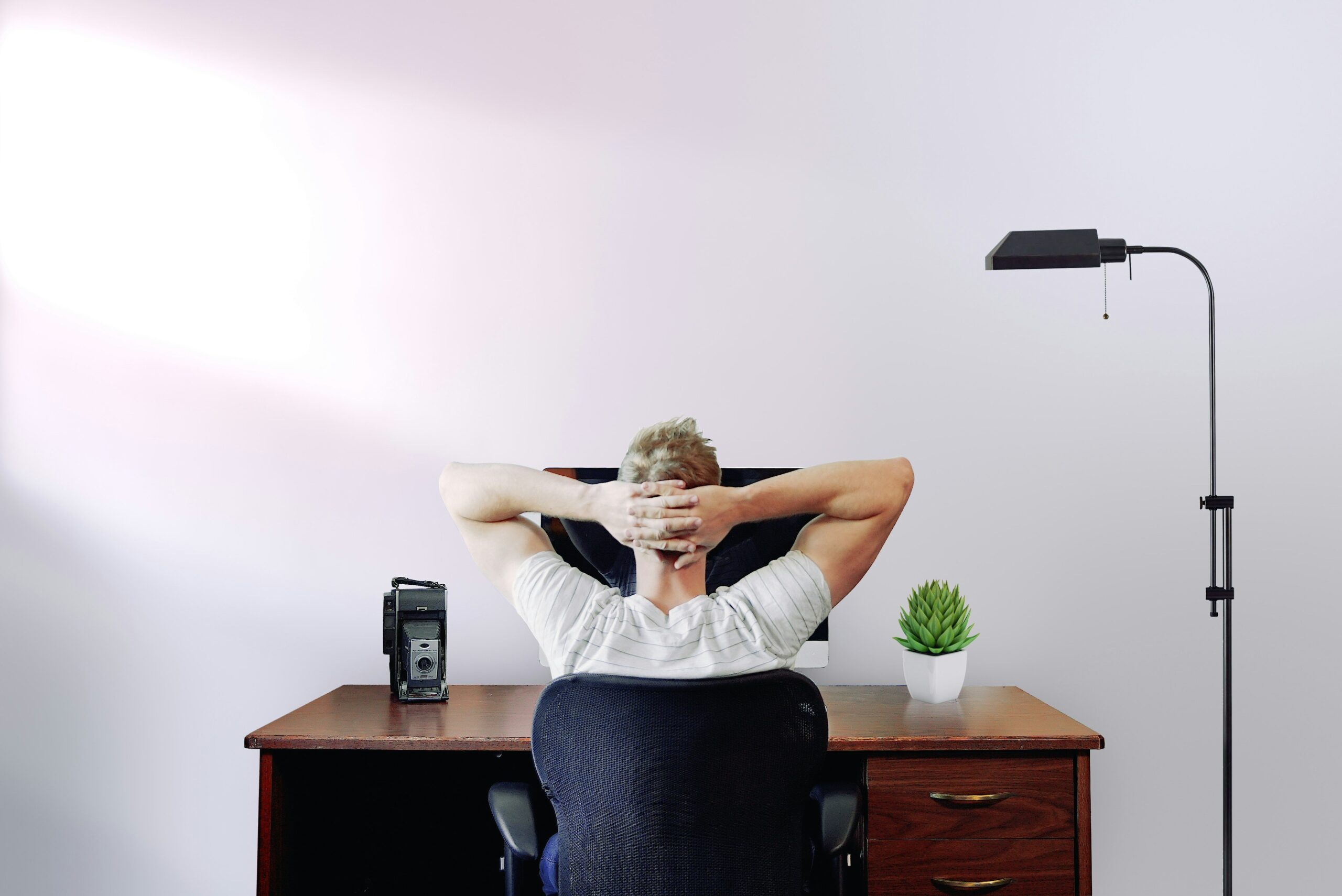 Infographic showing common distraction triggers for ADHD individuals